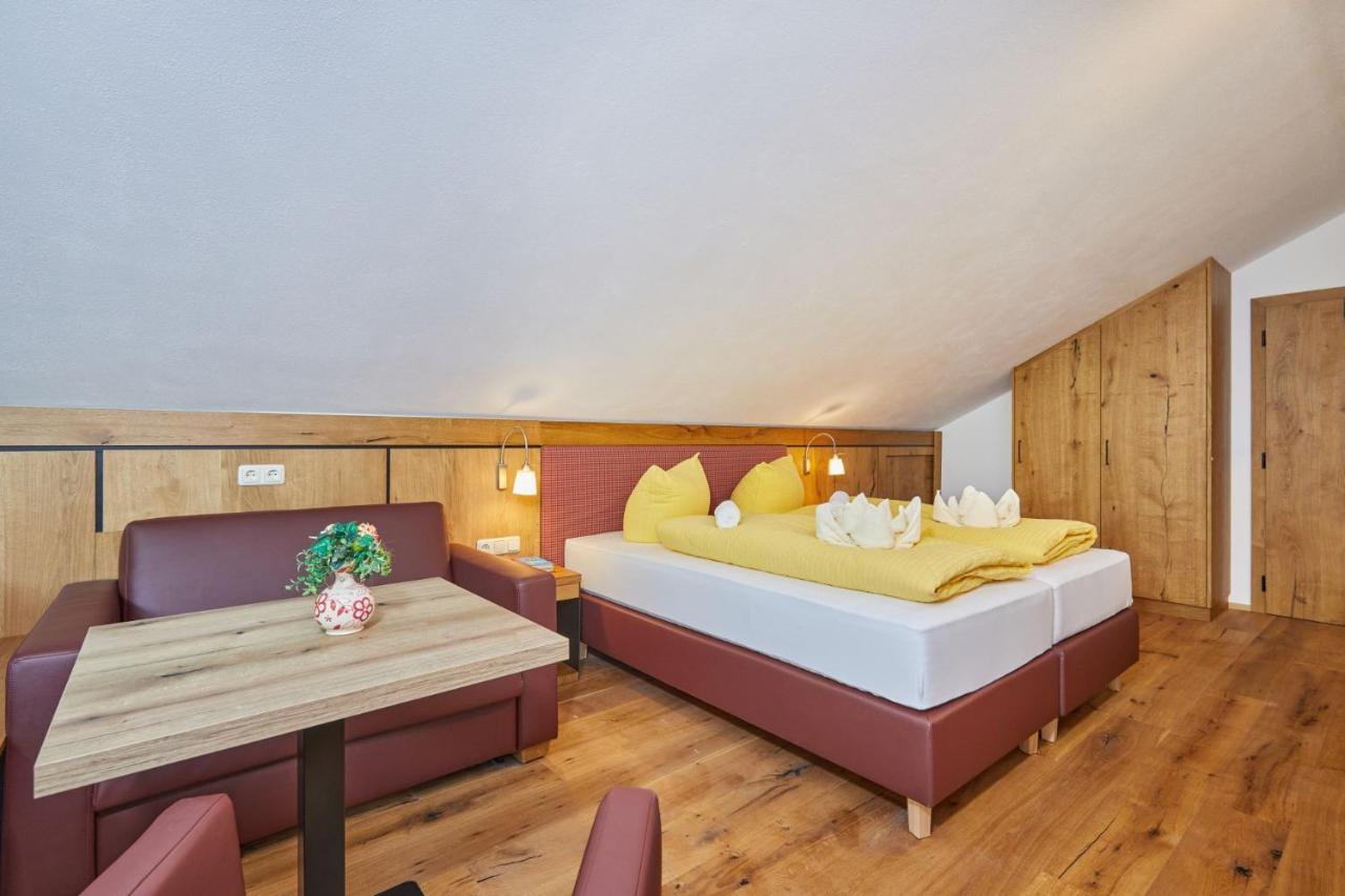 Appartement Loser Mit Indoorpool Und Sauna Bad Goisern Kültér fotó